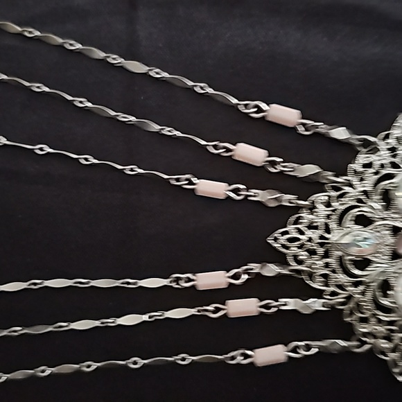 Vintage 1928 Chandelier Necklace - Picture 5 of 14